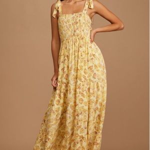 Lulu’s yellow maxi dress